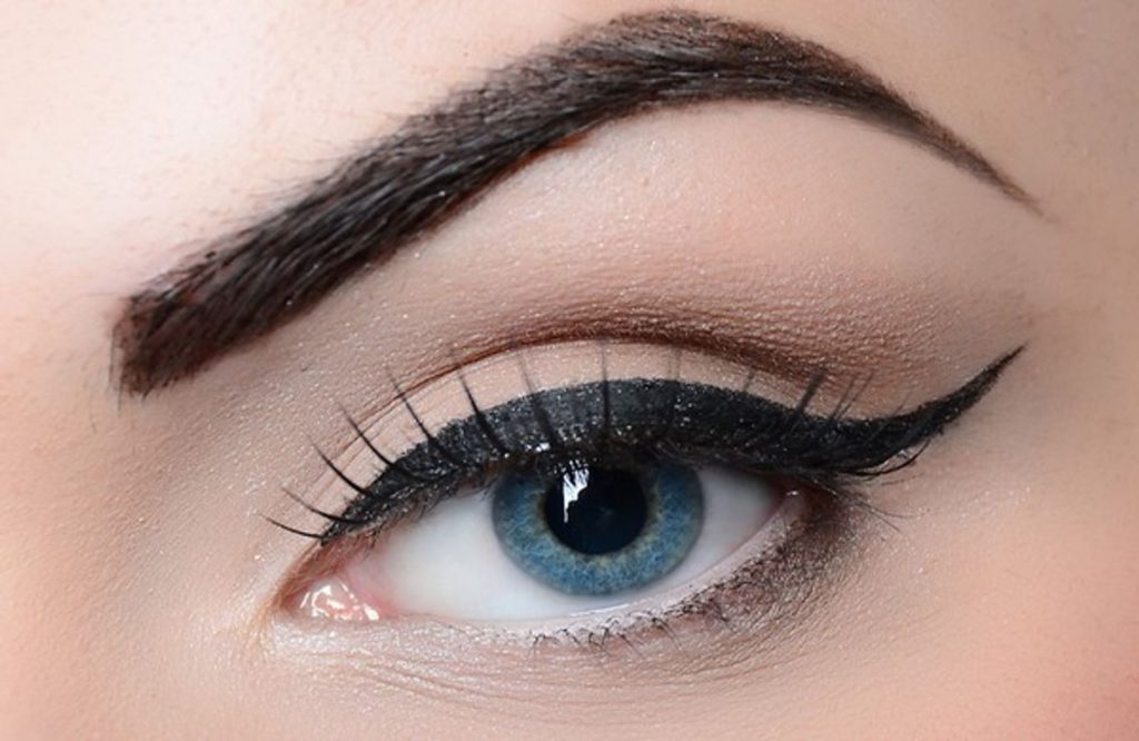 Threading versus Brow Waxing