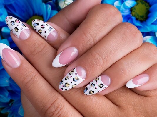 जेल और एक्रेलिक नेल्स में क्या अंतर है (Difference Between Gel and Aclyric Nails) Difference between Gel and Aclyric Nails