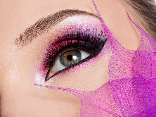 बिगिनर्स के लिए टॉप 5 निऑन आई शैडोस (Top 5 Eye Shadows for Beginners) Top 5 neon eye shadows