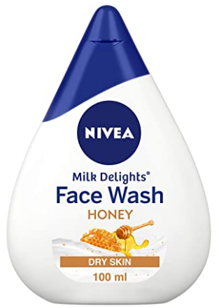 7 Best Face Washes for Dry Skin in India