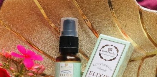 जस्ट हर्ब्स फेशियल सीरम रिव्यू (Just Herbs Elixir Serum Review) just herbs elixir serum review